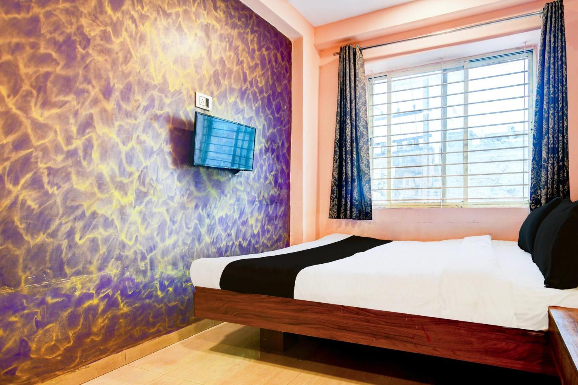 Hotel O Svl Inn Индор Екстериор снимка
